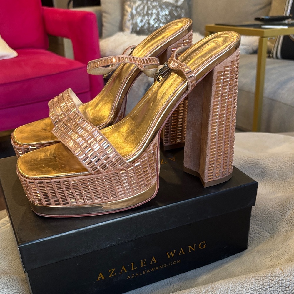 Azalea Wang Women's Rose Gold Platform Block Heel Sandals